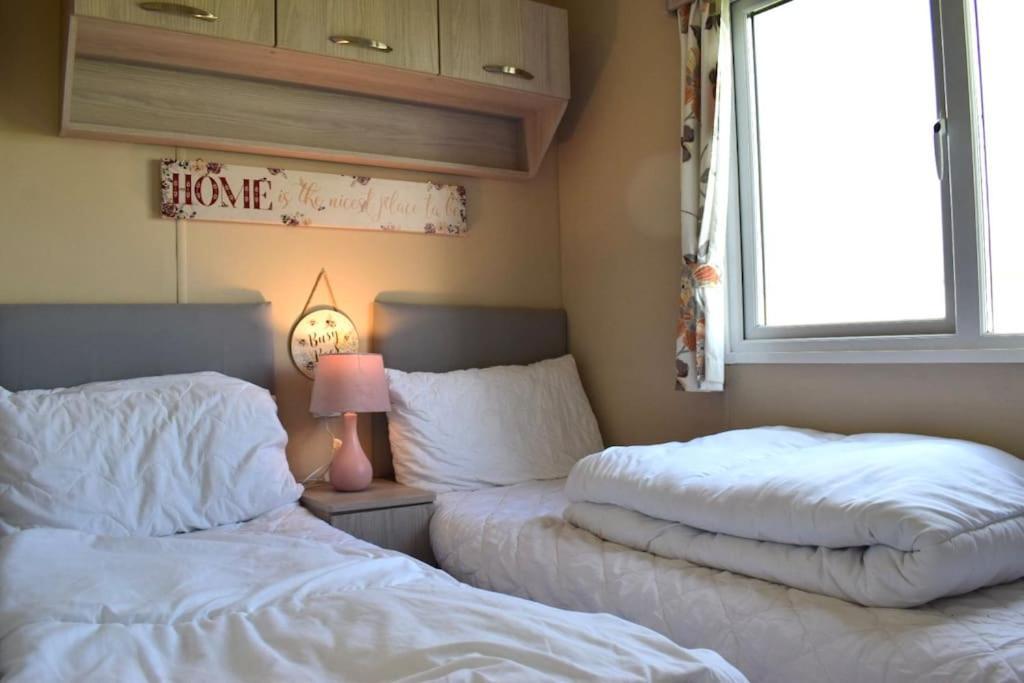 Cosy & Modern Private Seaview Caravan North Seaton Eksteriør bilde