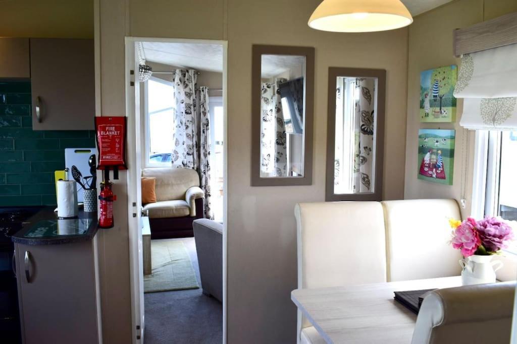 Cosy & Modern Private Seaview Caravan North Seaton Eksteriør bilde
